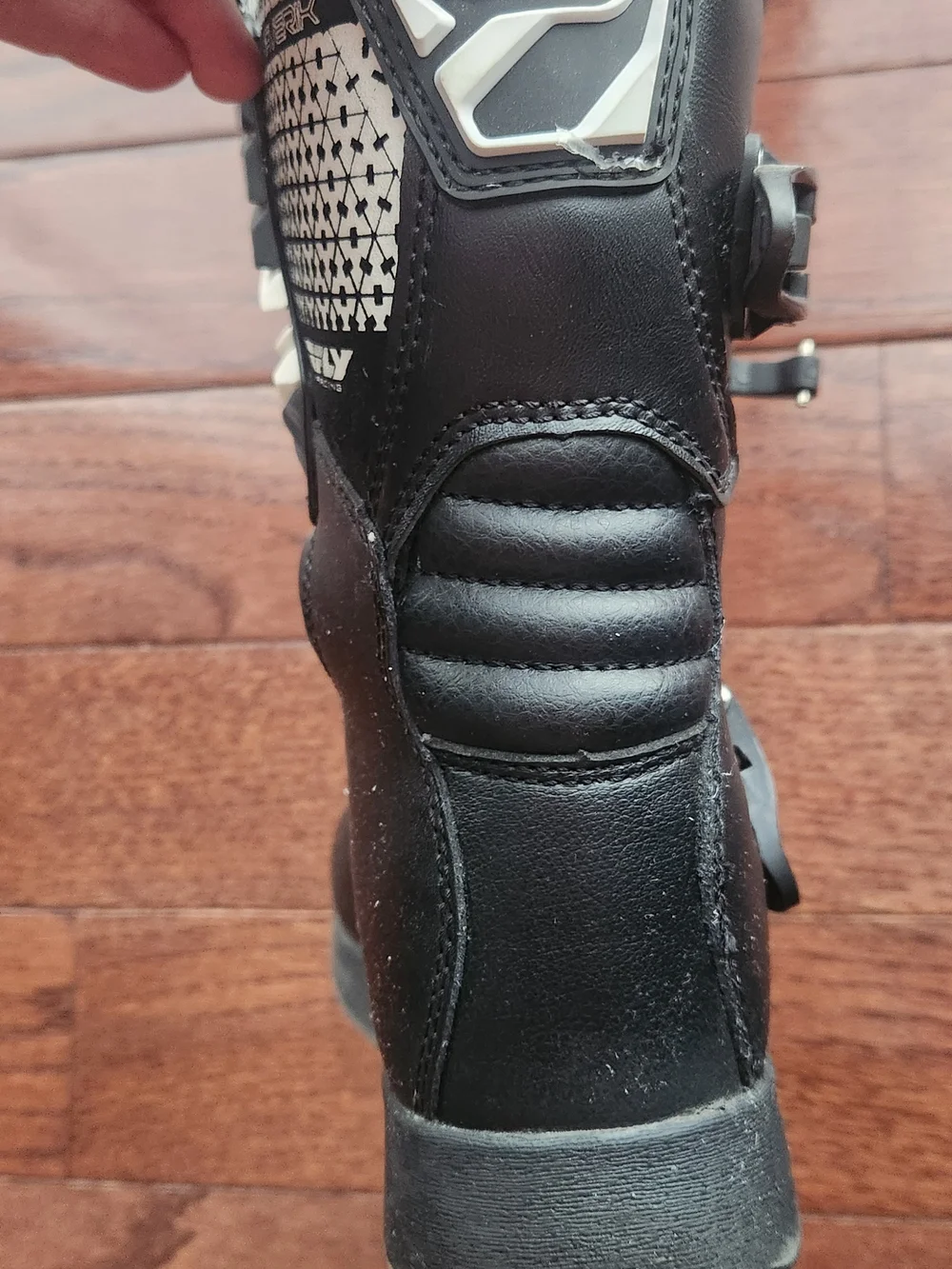 N/A sturdy black